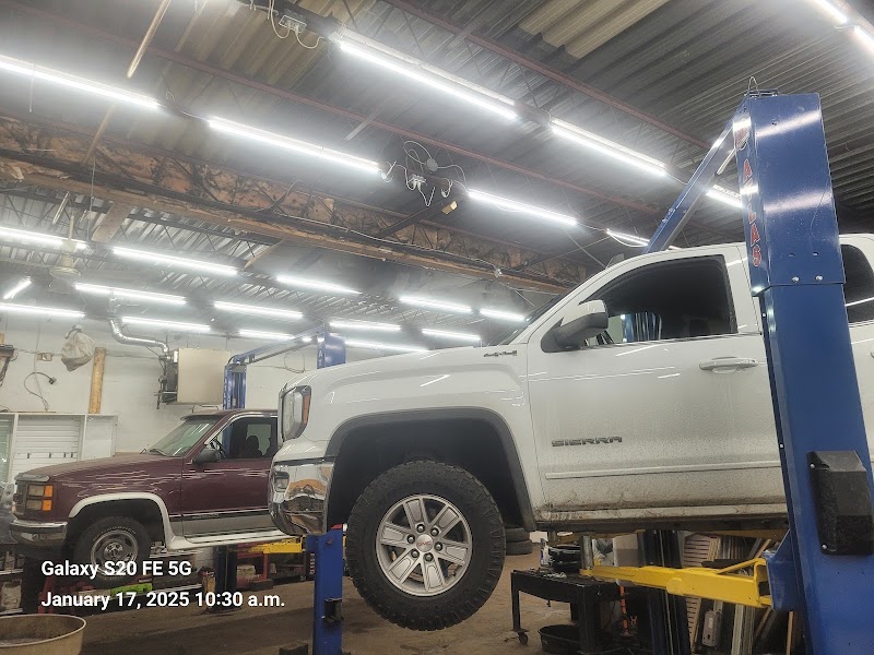 Martin's Automotive Centre in Hamilton